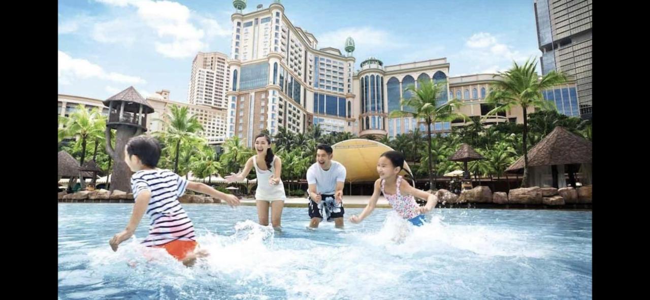 Resort Suites By Landmark At Bandar Sunway Sunway Lagoon Kampong Penaga  エクステリア 写真