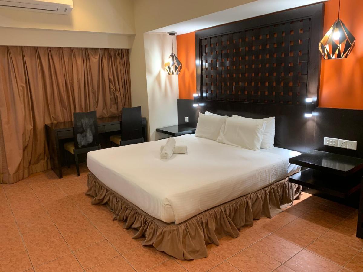 Resort Suites By Landmark At Bandar Sunway Sunway Lagoon Kampong Penaga  エクステリア 写真